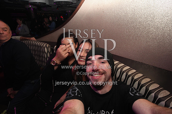 Jon (30)