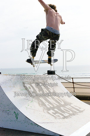 DSC_2487.NEF-01
