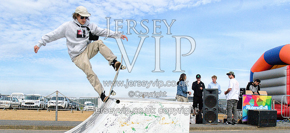 DSC_2572.NEF-01