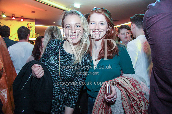 CW (184)