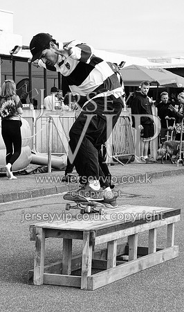 DSC_2563.NEF-02