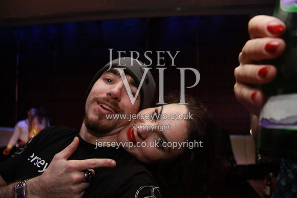 Jon (39)