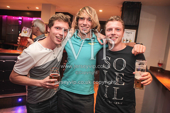 Jon (20)