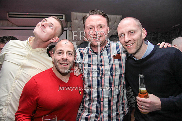 CW (252)