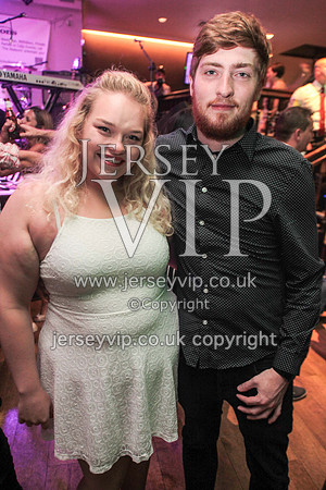 JW (21)