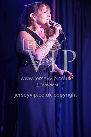 JW (86)
