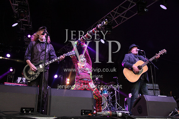 CW (118)
