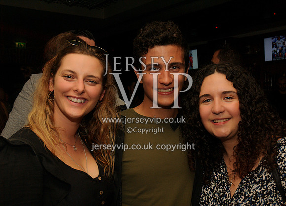 DSC_0104.NEF-01