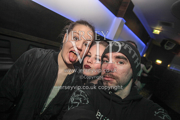 JW (208)