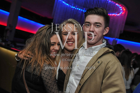 PG (200)