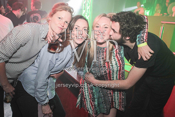 JW (25)