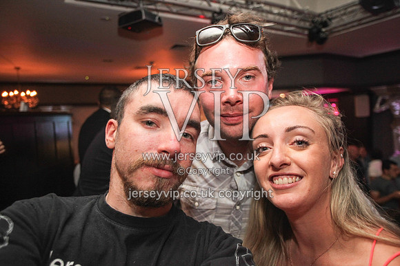 JW (28)