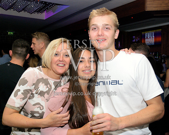 DSC_1739.NEF-01