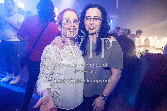 JW (49)